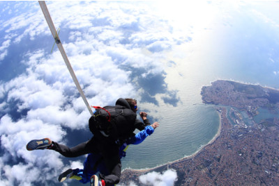 Saut en parachute aux Sables d'Olonne - Vendée
