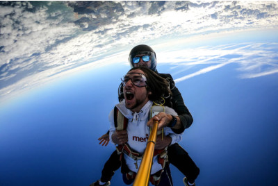 Saut en parachute aux Sables d'Olonne - Vendée