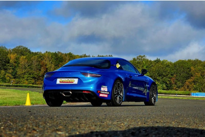Stage de Pilotage enfant en Alpine A110 dès 9 ans - Alès