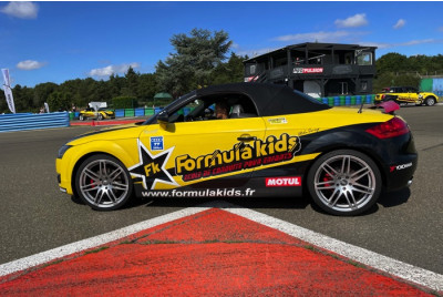 Stage de Pilotage enfant en Audi TT dès 8 ans - Trappes - Paris