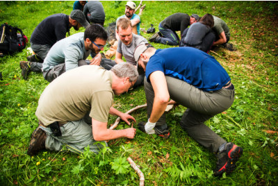 Stage de survie spécial famille en Dordogne