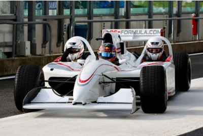 Baptême Passager en Formule 1 Triplace 700ch - Barcelone