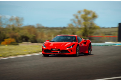 Stage pilotage Ferrari F8 Tributo 720 ch - Issoire