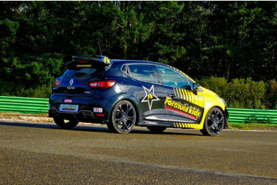 Stage de Pilotage enfant en Clio IV RS dès 8 ans - 20 circuits au choix