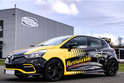 Stage de Pilotage enfant en Clio IV RS dès 8 ans - 20 circuits au choix