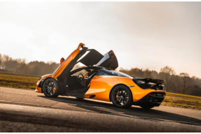 Stage pilotage McLaren Artura - Mornay 