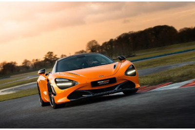 Stage pilotage McLaren Artura - Mornay 