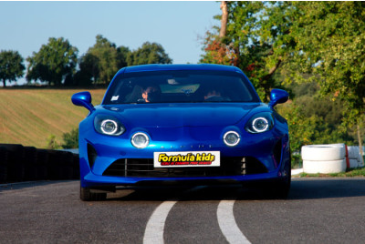 Stage de Pilotage enfant en Alpine A110 dès 9 ans - 20 circuits au choix