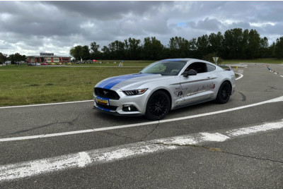 Stage de Pilotage enfant en Ford Mustang GT V8 dès 10 ans - 20 circuits au choix