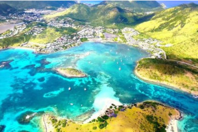 Vol en avion léger ULM au-dessus de la Martinique