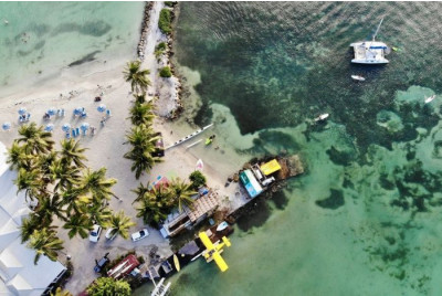 Vol en ULM Hydravion au dessus de la Guadeloupe et ses îles