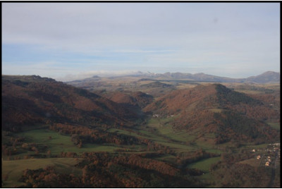 Vol panoramique en hélicoptère - Volcans d'Auvergne - Issoire