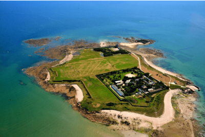 Baptême en hélicoptère vers Omaha Beach en Normandie
