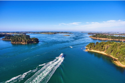 Vol en hélicoptère autour du Golfe du Morbihan