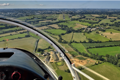 Vol d'Initiation au pilotage en avion léger depuis Cholet