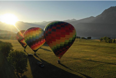 Vol en montgolfière - Survol du Lac de Serre-Ponçon 