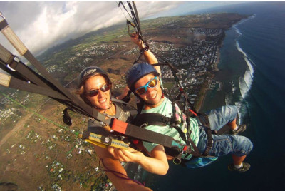 Vol en parapente sur l'île de la Réunion