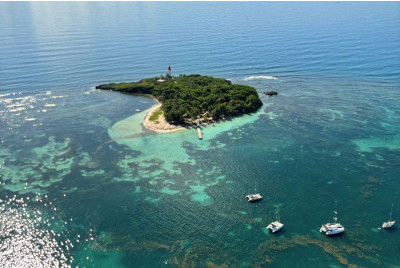 Vol en ULM Hydravion au dessus de la Guadeloupe et ses îles