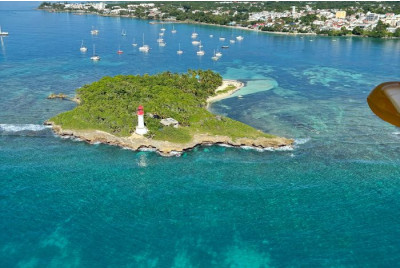 Vol en ULM Hydravion au dessus de la Guadeloupe et ses îles