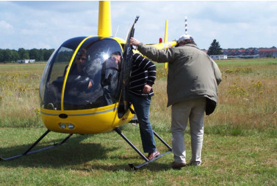 Initiation au Pilotage d'Hélicoptère R22 à Bourg-en-Bresse